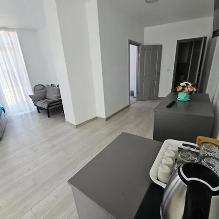La Playa - Pe Plaja Cu Sezlong Gratuit 3*