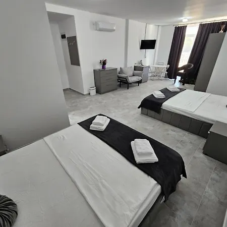 La Playa - Pe Plaja Cu Sezlong Gratuit