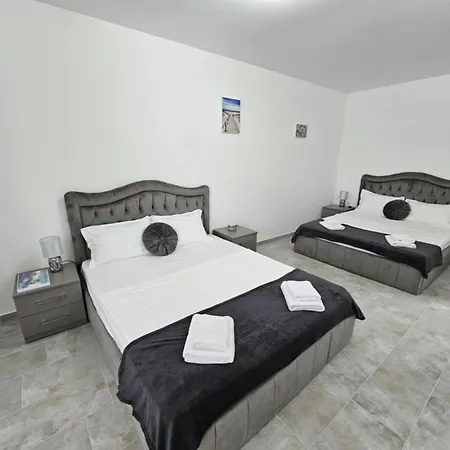 Aparthotel La Playa - Pe Plaja Cu Sezlong Gratuit 3*