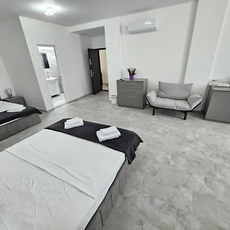 Апарт-готель La Playa - Pe Plaja Cu Sezlong Gratuit 3*