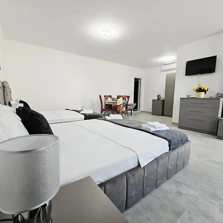 Aparthotel La Playa - Pe Plaja Cu Sezlong Gratuit