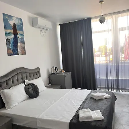 Aparthotel La Playa - Pe Plaja Cu Sezlong Gratuit